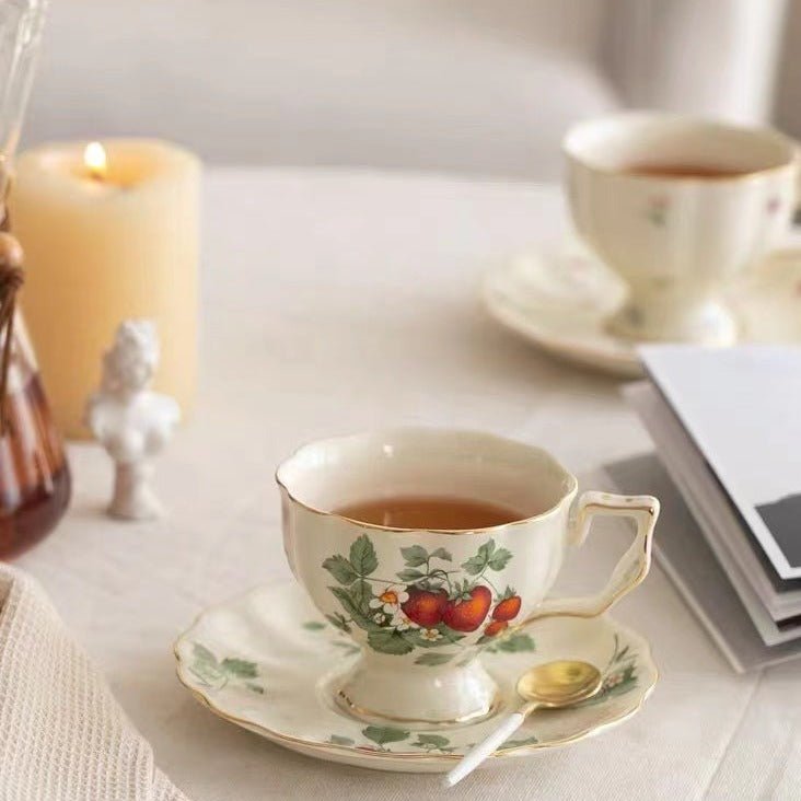 Strawberries Tea Cup & Pot -Dinnerware- Delicors