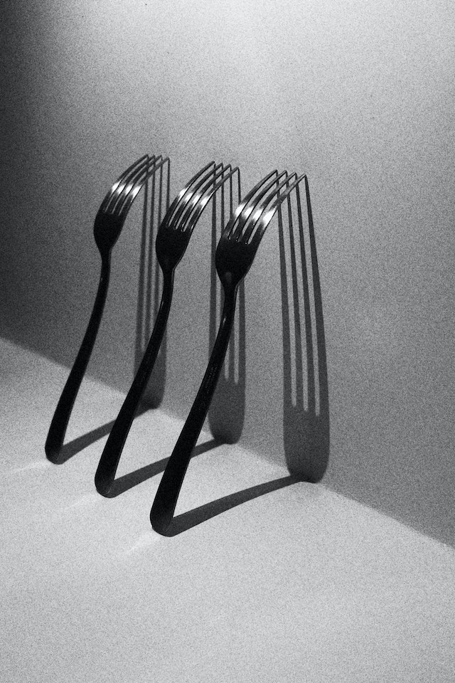 Cutlery & Dinnerware