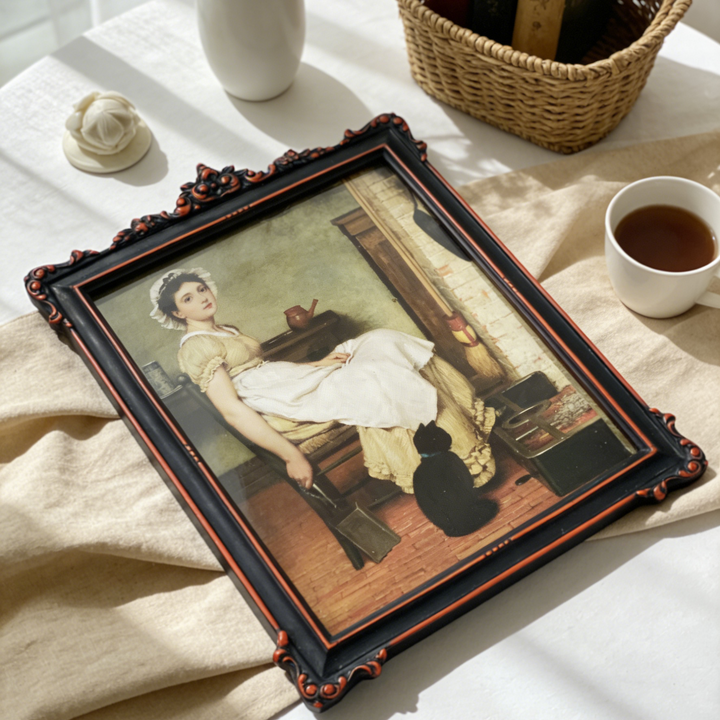 Gothic Ornate Black & Red Frame