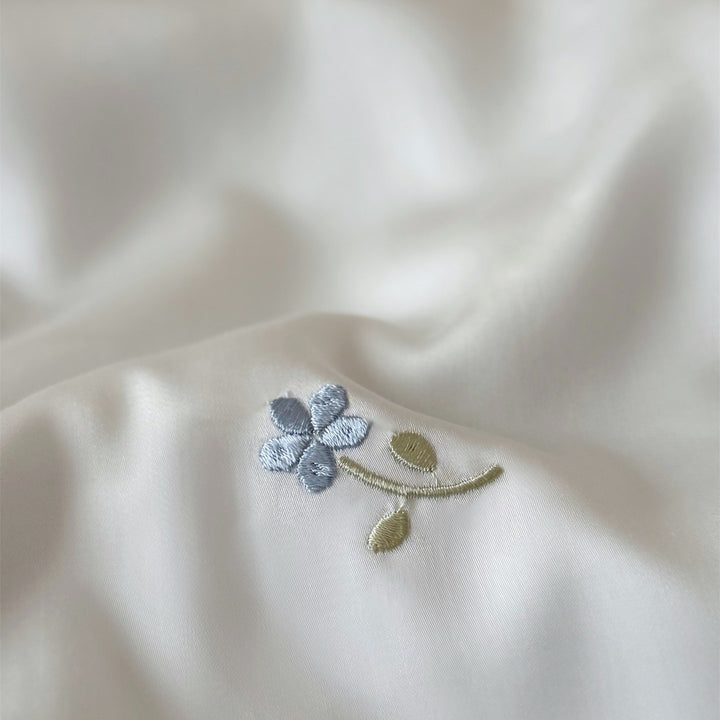 Mini Bloom Lyocell Bedding Set