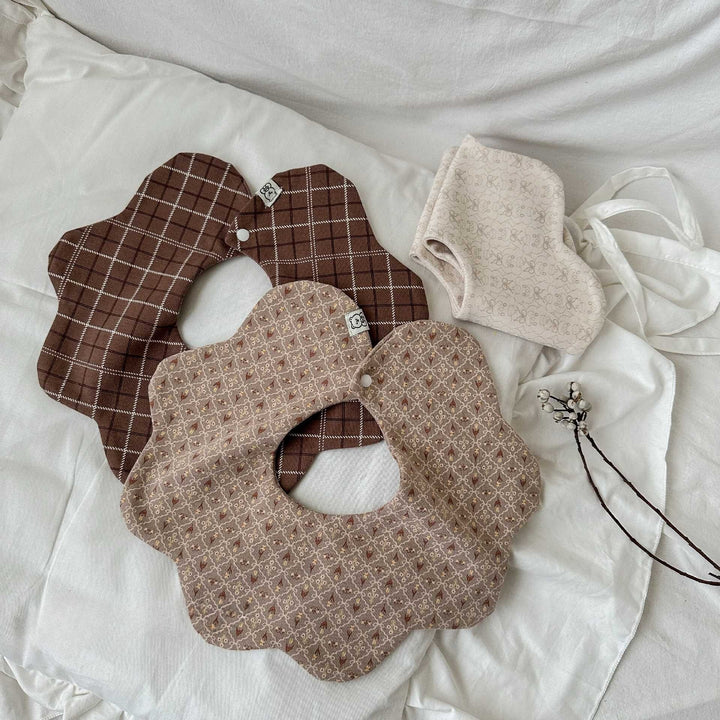 Mocha Petal Bib Set