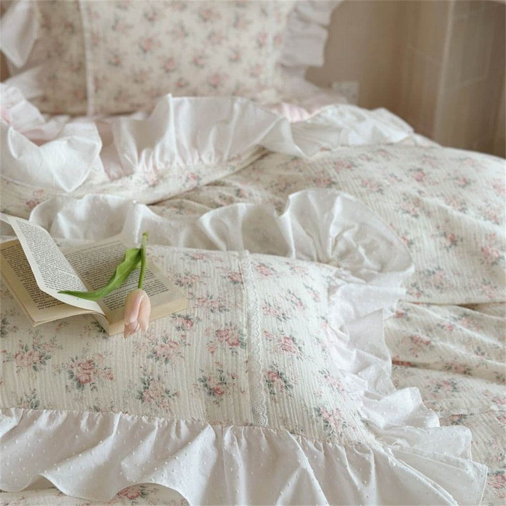 Soft Blooming Bedding Collection