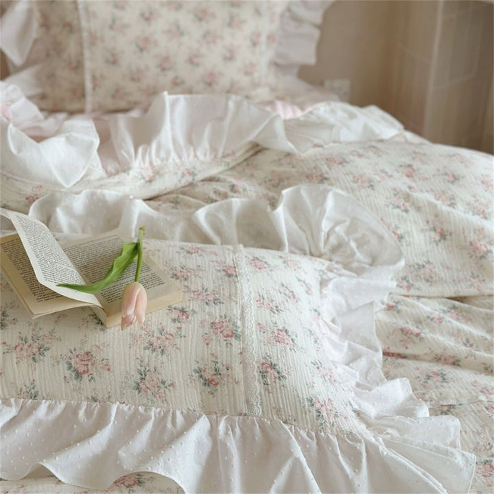 Soft Blooming Bedding Collection