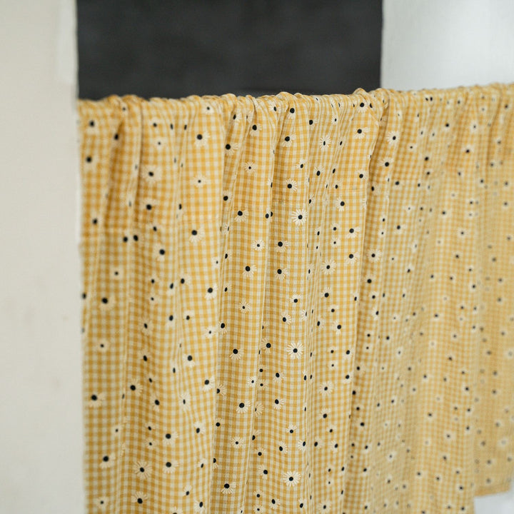 Retro Daisy Gingham Curtain
