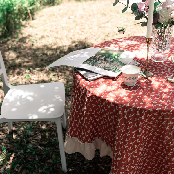 Rustic Ruffle Floral Tablecloth
