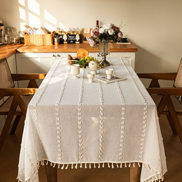 Farmhouse Pom Pom Tassel Tablecloth