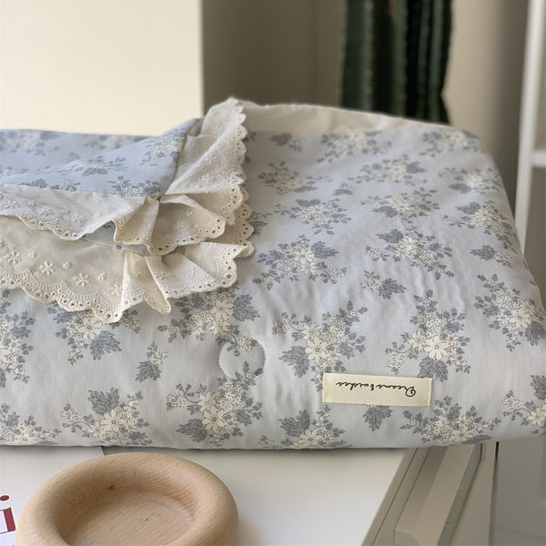 Blossom Secret Summer Quilted Blanket