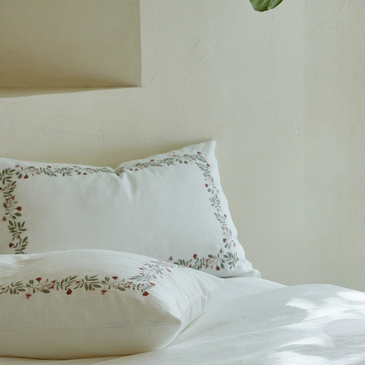 Floral Frame Bedding Set