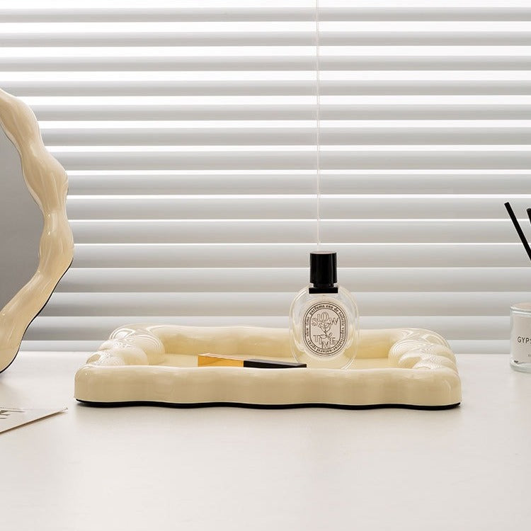 Wavy Edge Tray