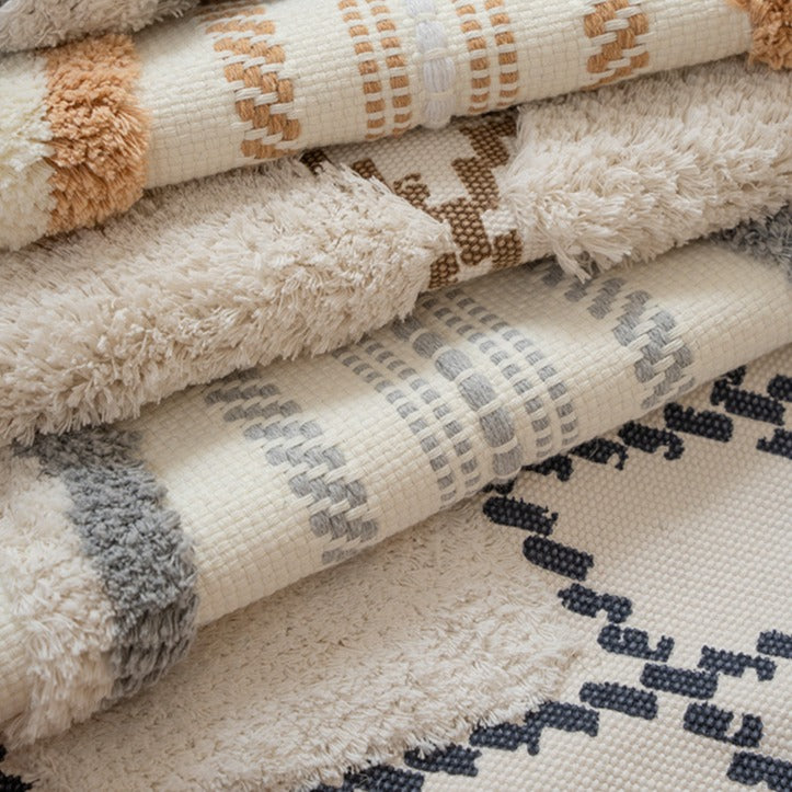 Warm Line Cushion