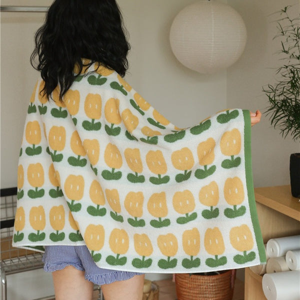 Tulip Dot Towel