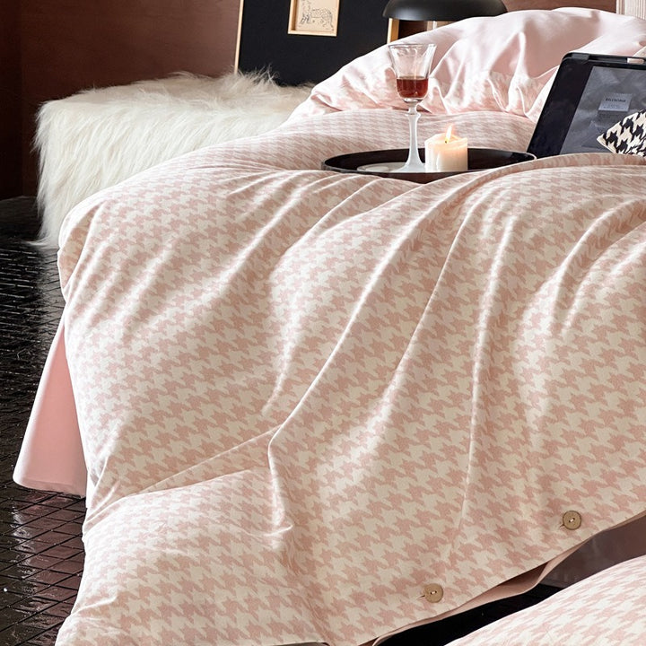 Lumina Houndstooth Bedding Set