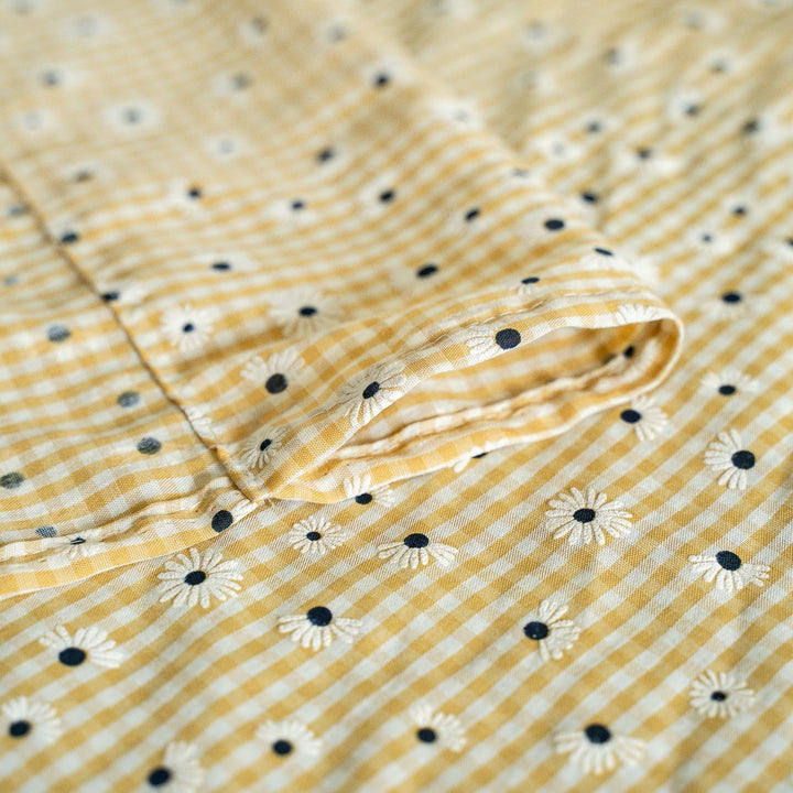 Retro Daisy Gingham Curtain