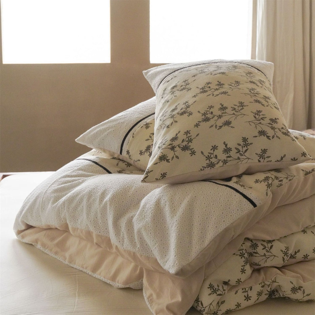Beige Foliage Bedding Set