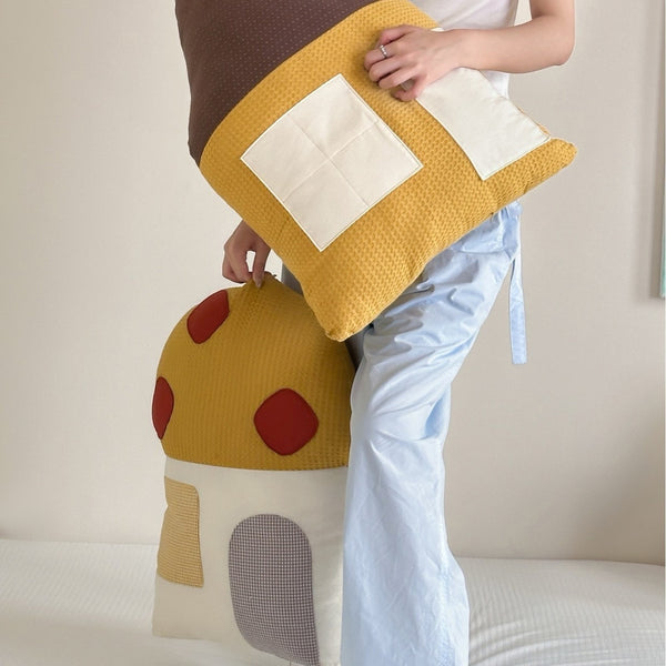 Little Cabin Cushion