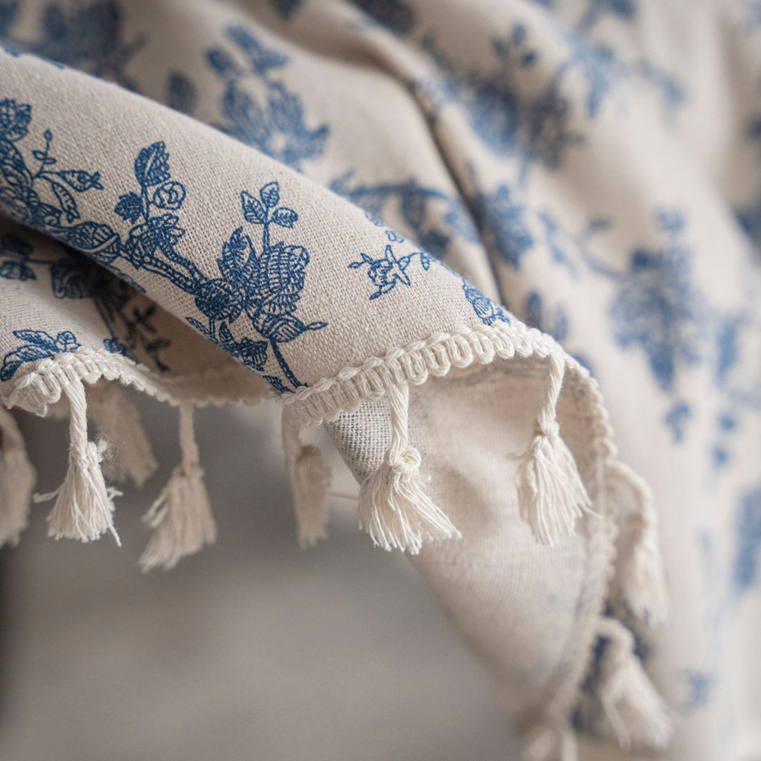 Retro Blooming Blue Table Cloth