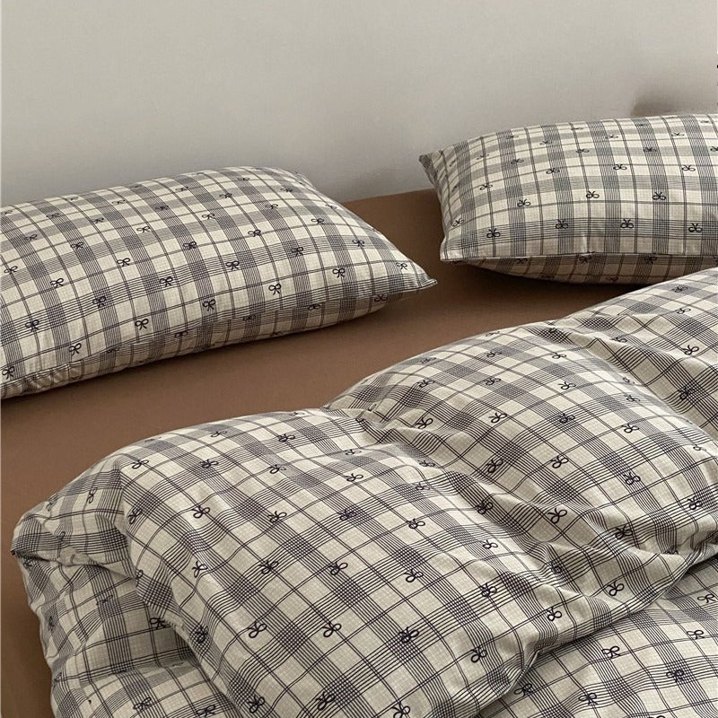 Vintage Line Bow Bedding Set