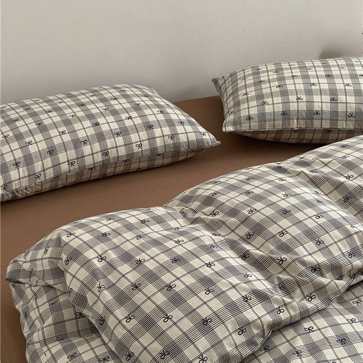 Vintage Line Bow Bedding Set