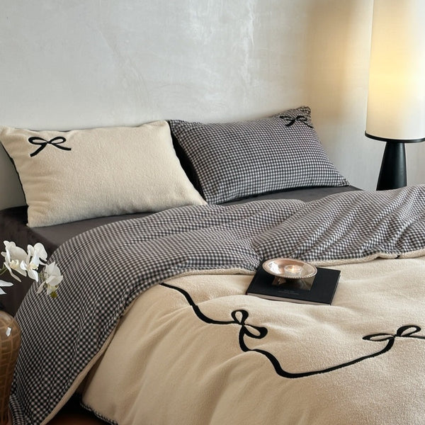 Ribbon Letter Fluffy Bedding Set