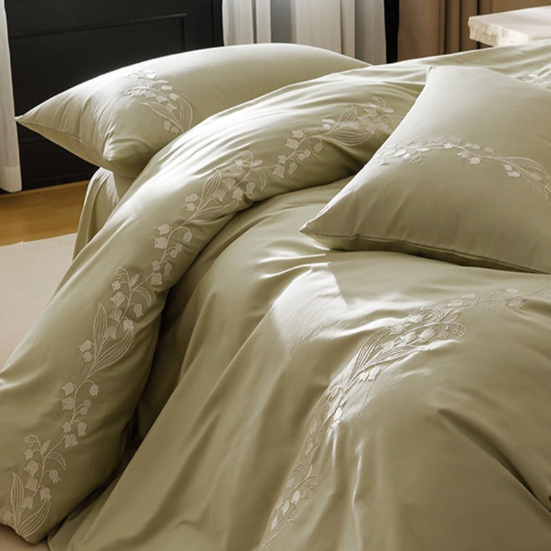 Dewdrop Bells Bedding Set