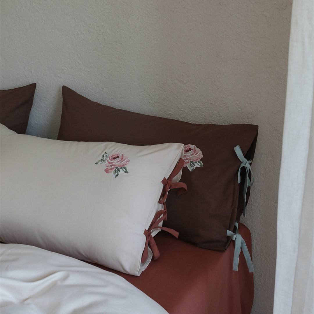 Rose Garden Bedding Set