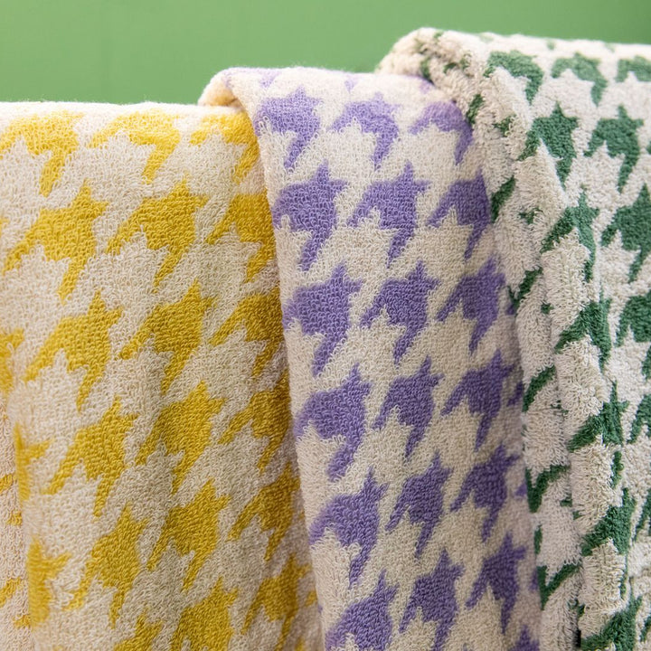 Classic Houndstooth Towel Collection