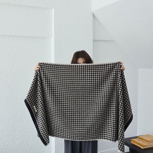 Minimalist Checkered Towel