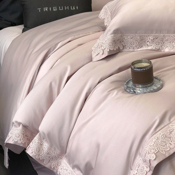 Alice Dream Bedding Set