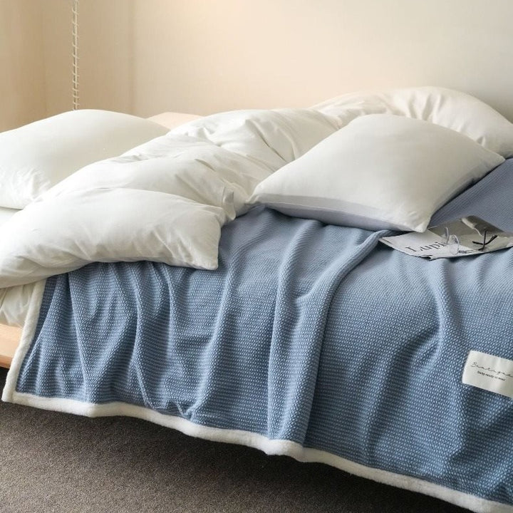 Macaron Bubble Throw