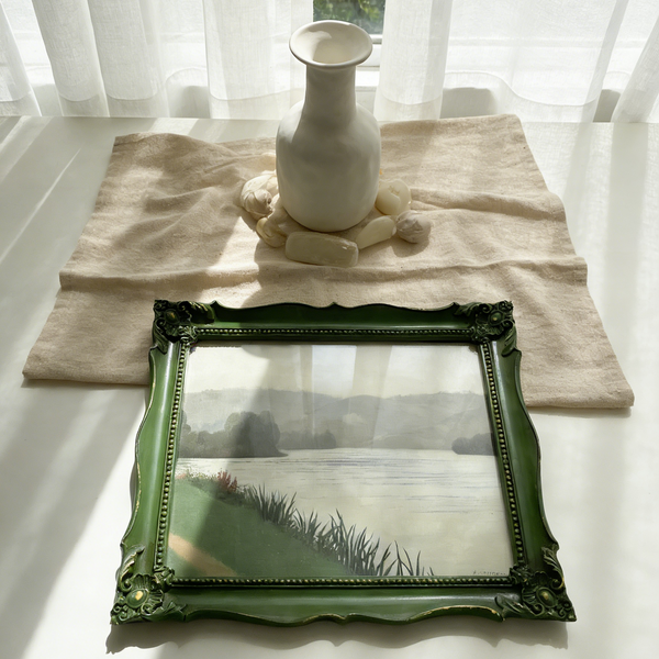 Verdant Baroque Scalloped Frame