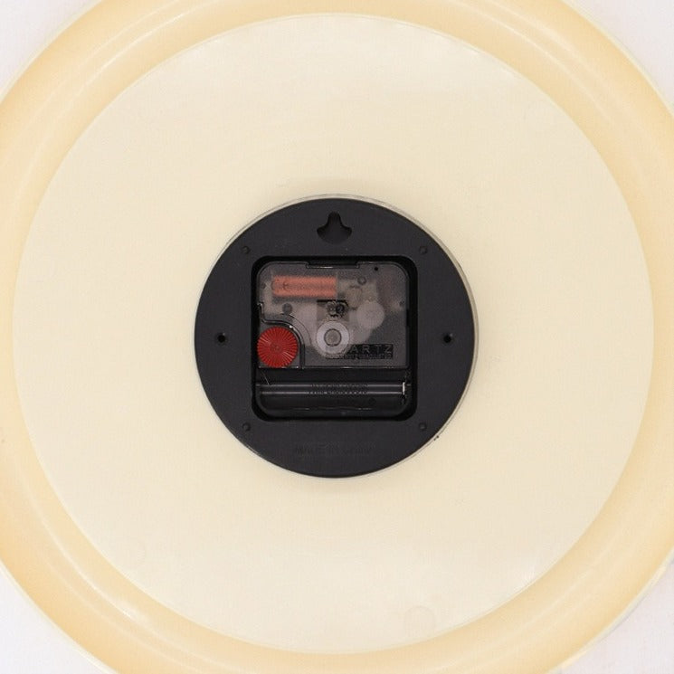 Peaceful Round Clock