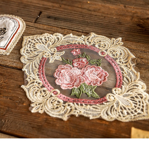 Royal Lace Coaster Set