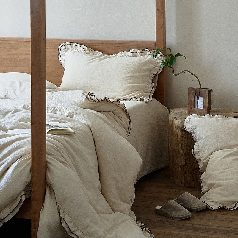 Double Ruffle Bedding Set