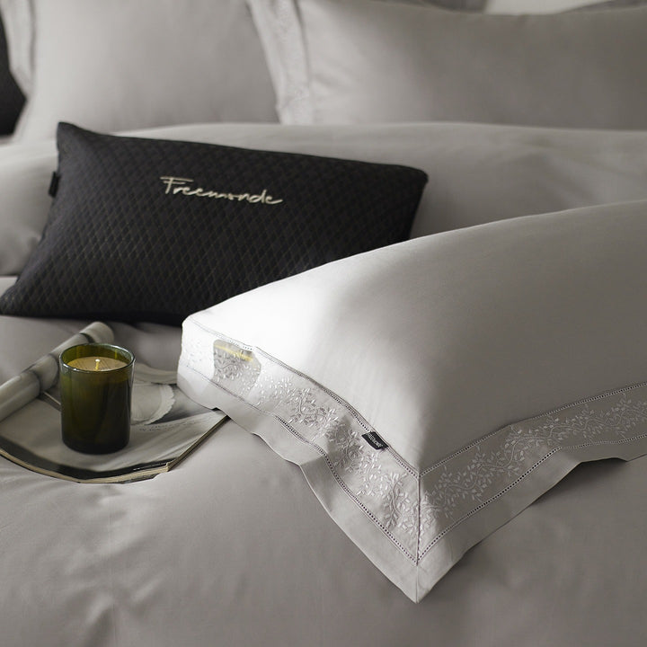 Silky Sateen Foliage Bedding Set