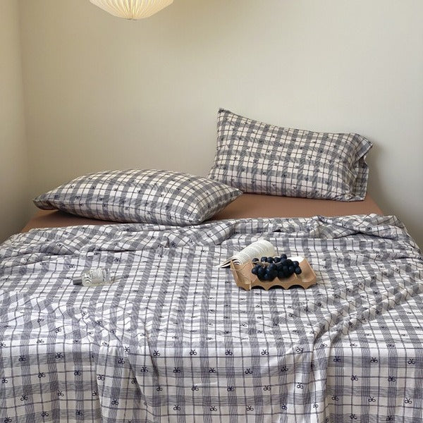 Plaid Bow Summer Quilted Blanket