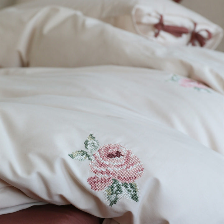 Rose Garden Bedding Set