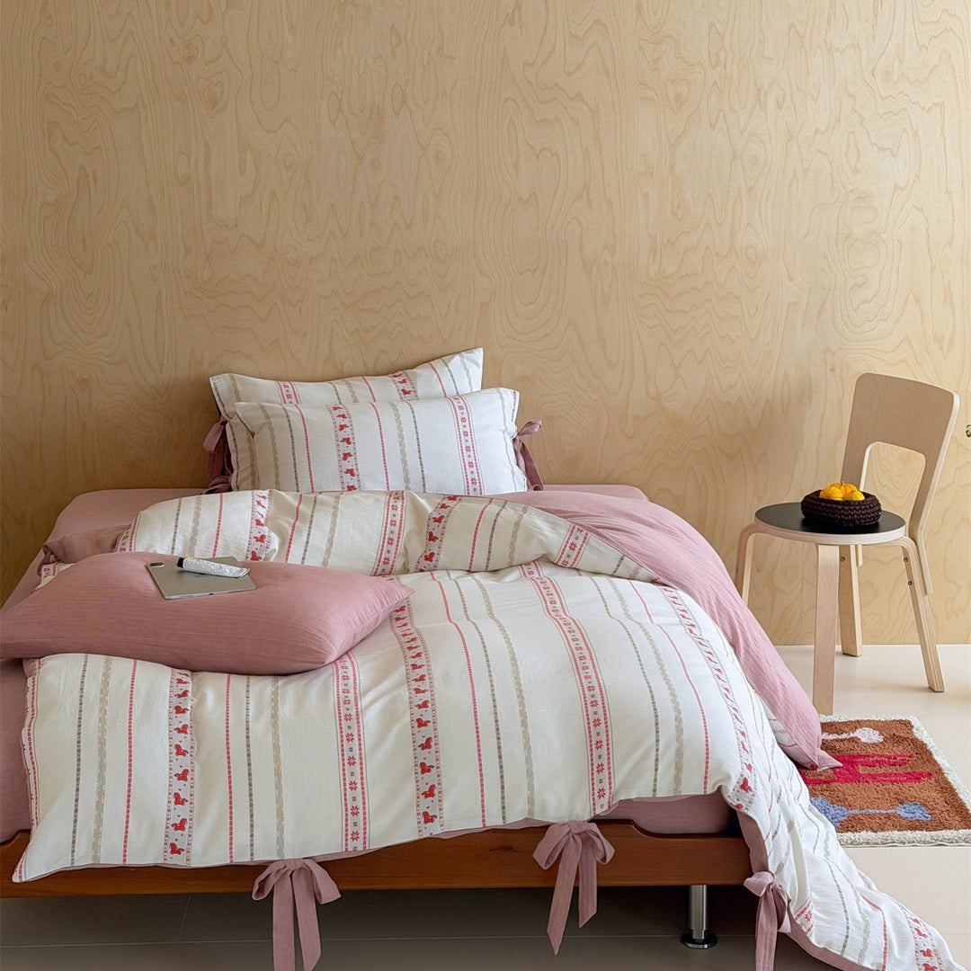 Cottage Pony Bedding Set