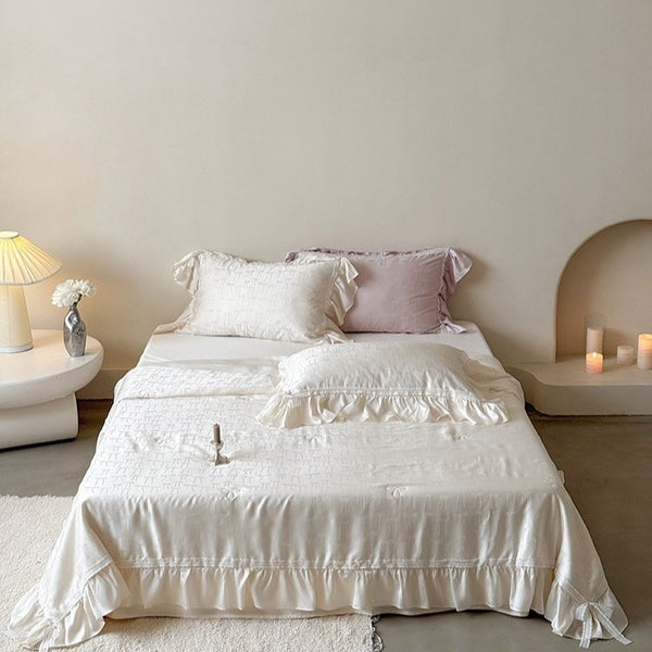 Vivian Bow Jacquard Summer Quilted Blanket Set