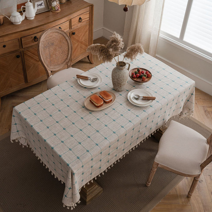 Farmhouse Lattice Tablecloth