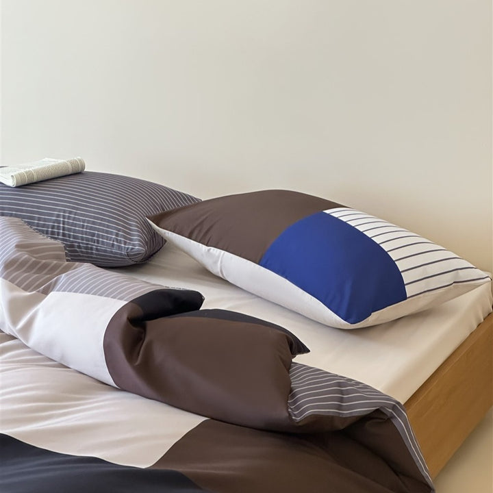 Downtown Patchwork Bedding Set