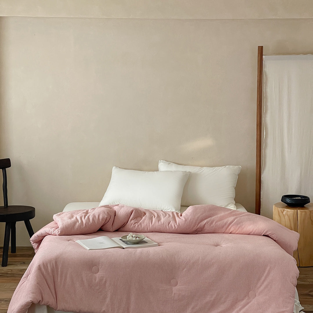 Minimalist Stripe Summer Quilted Blanket