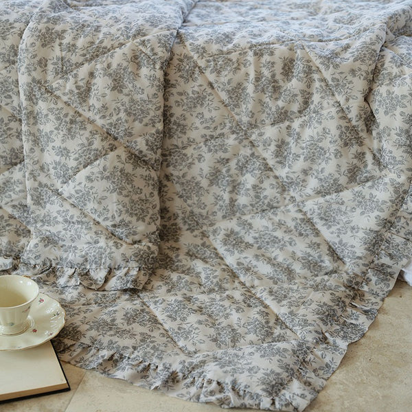 Cottage Floral Summer Quilted Blanket