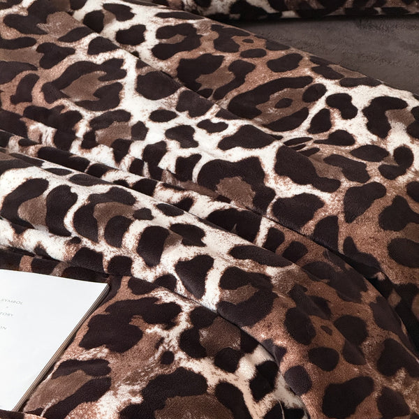 Wild Comfort Bedding Set