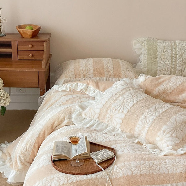 Miss Daisy Bedding Set