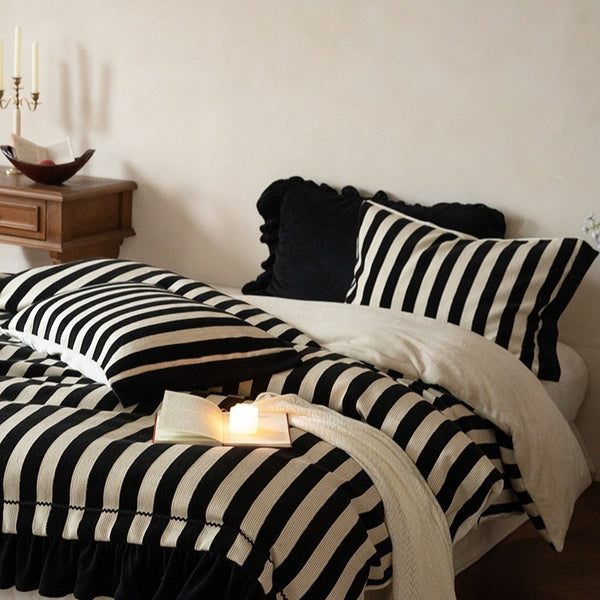 Warm Stripe Plus Bedding Set