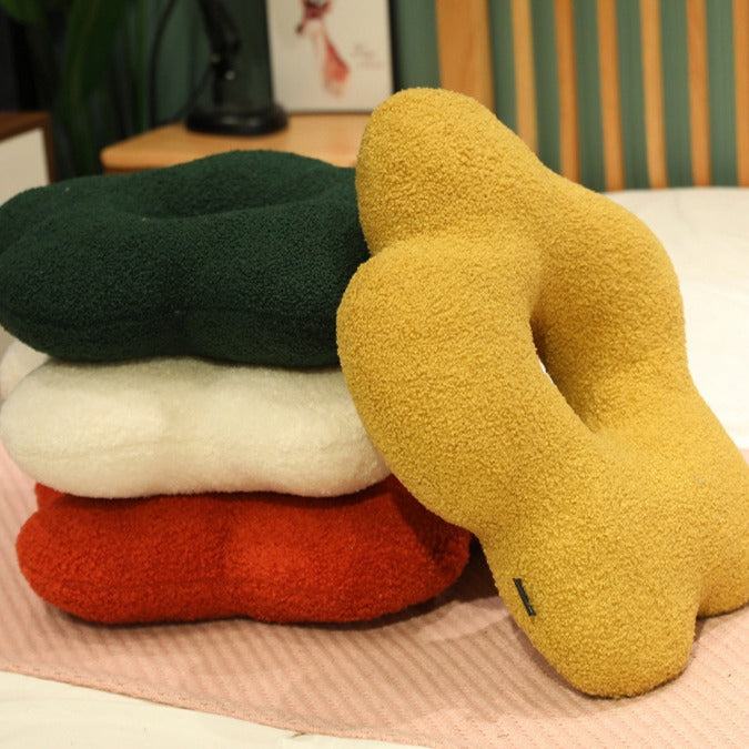 Daisy Land Cushion
