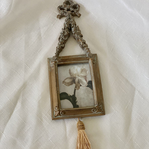 Antique Tassel Floral Wall Frame