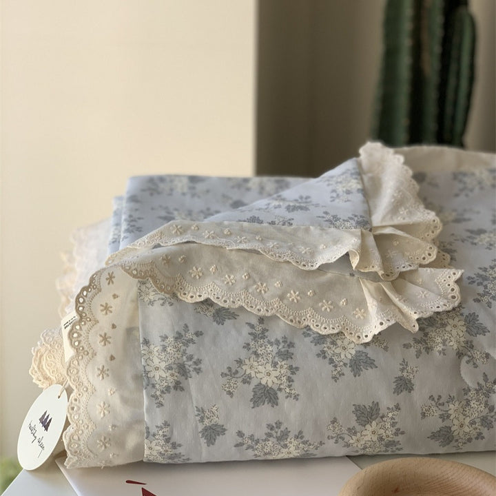 Blossom Secret Summer Quilted Blanket