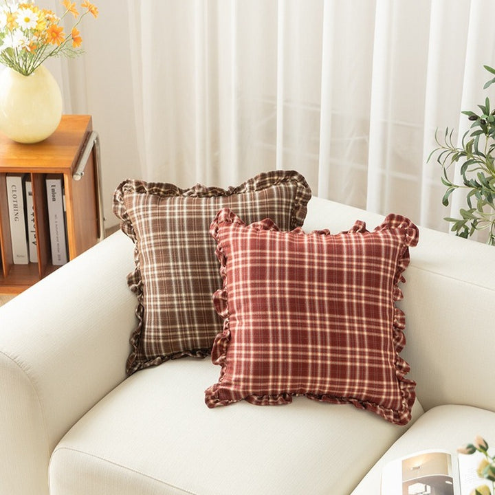 Retro Line Ruffle Cushion
