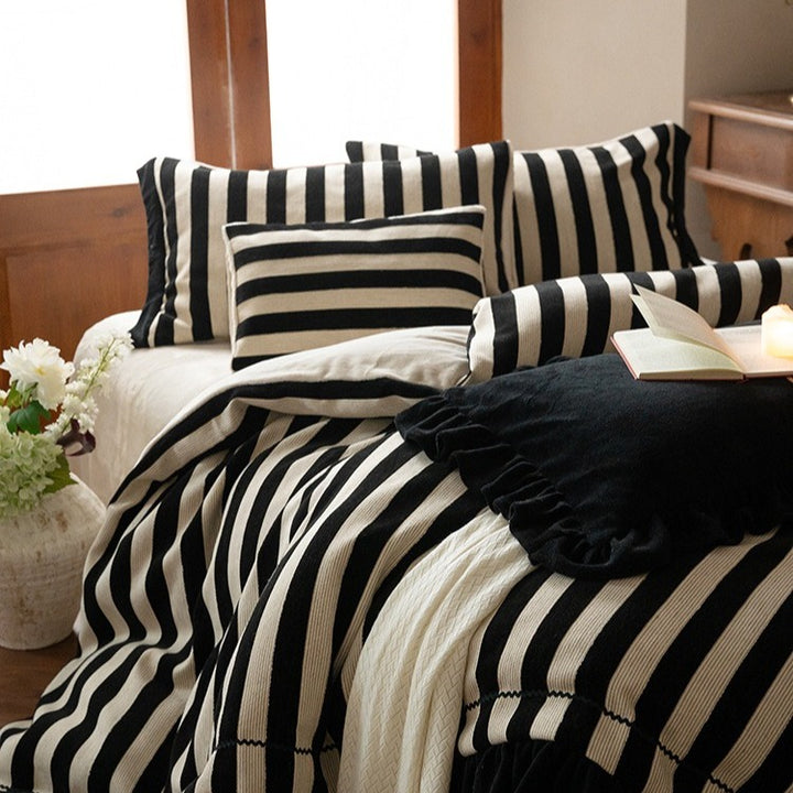 Warm Stripe Plus Bedding Set